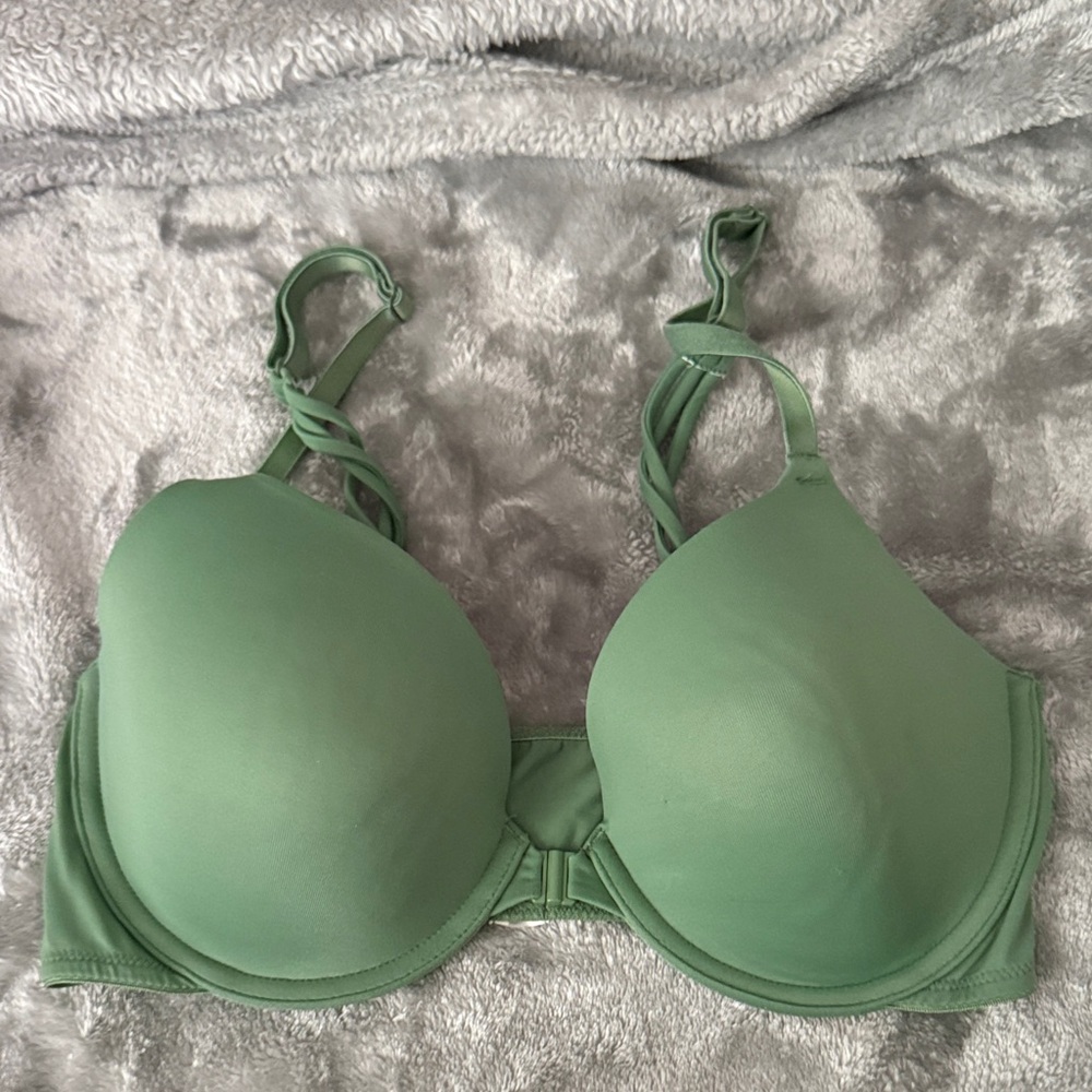 PINK Victoria's Secret Sage Green Bra